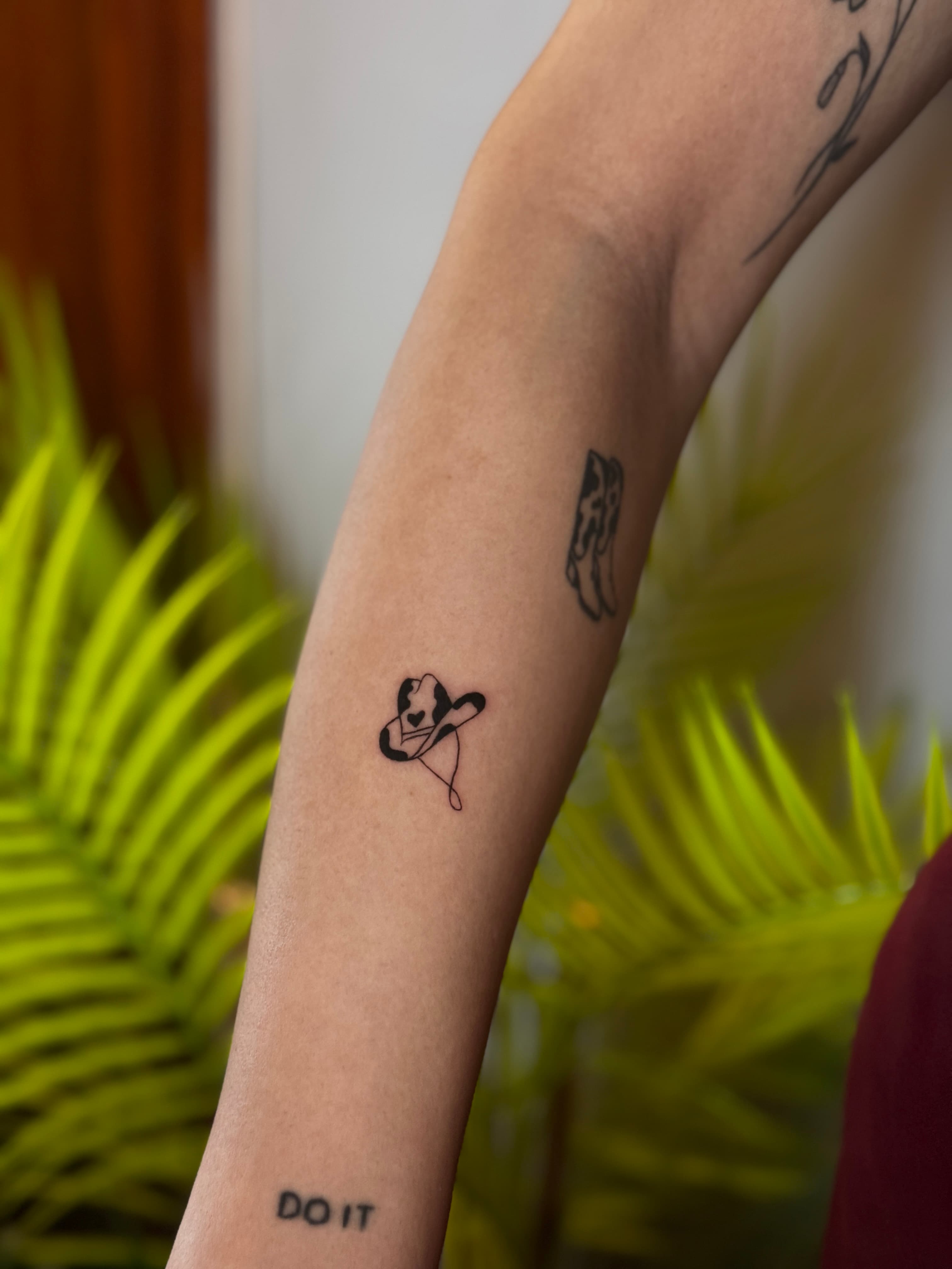 Deniz Enmutlu tattoo 21